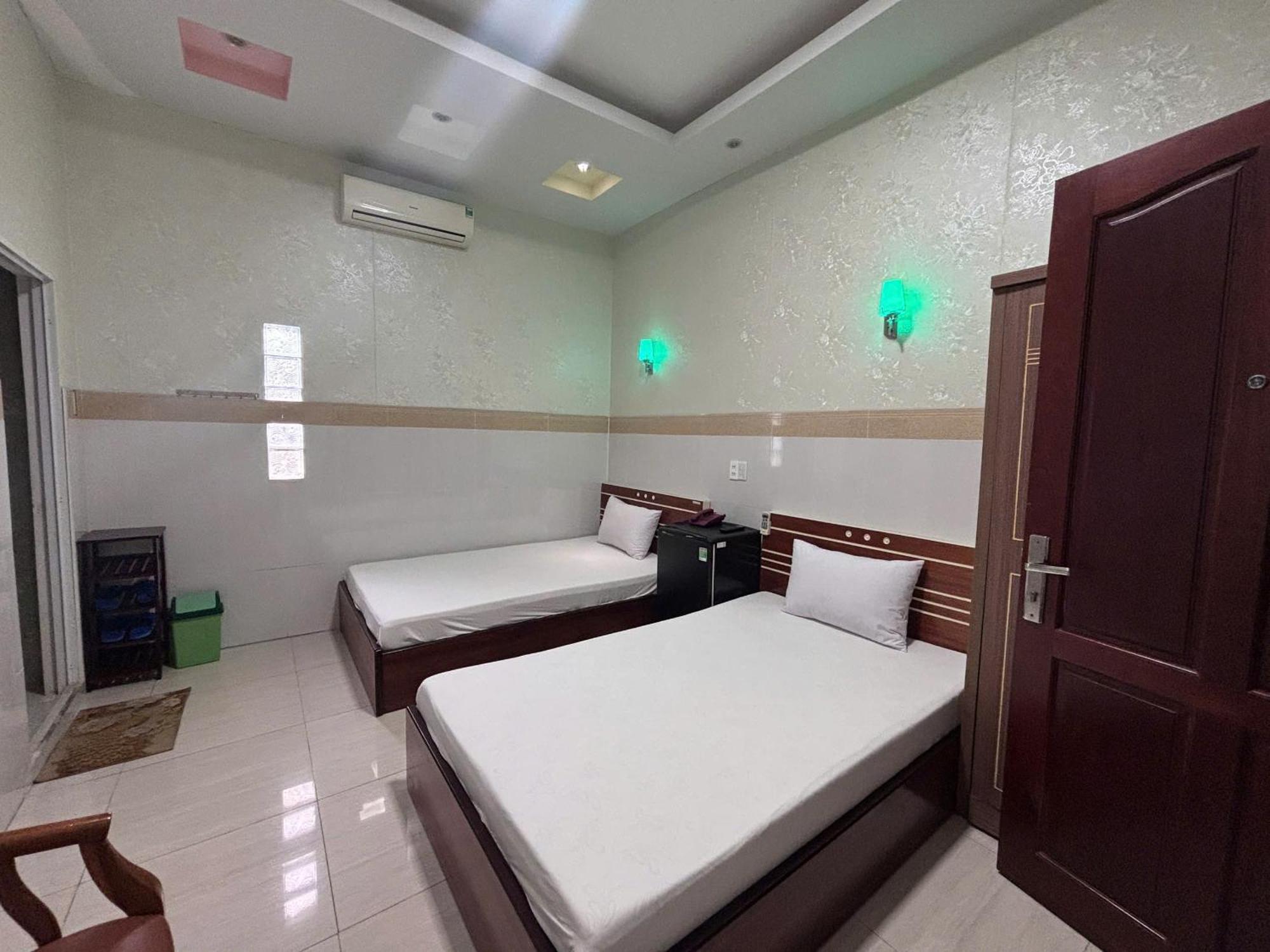 Khach San Kim Hung 2 Hotel Bac Lieu Exterior photo