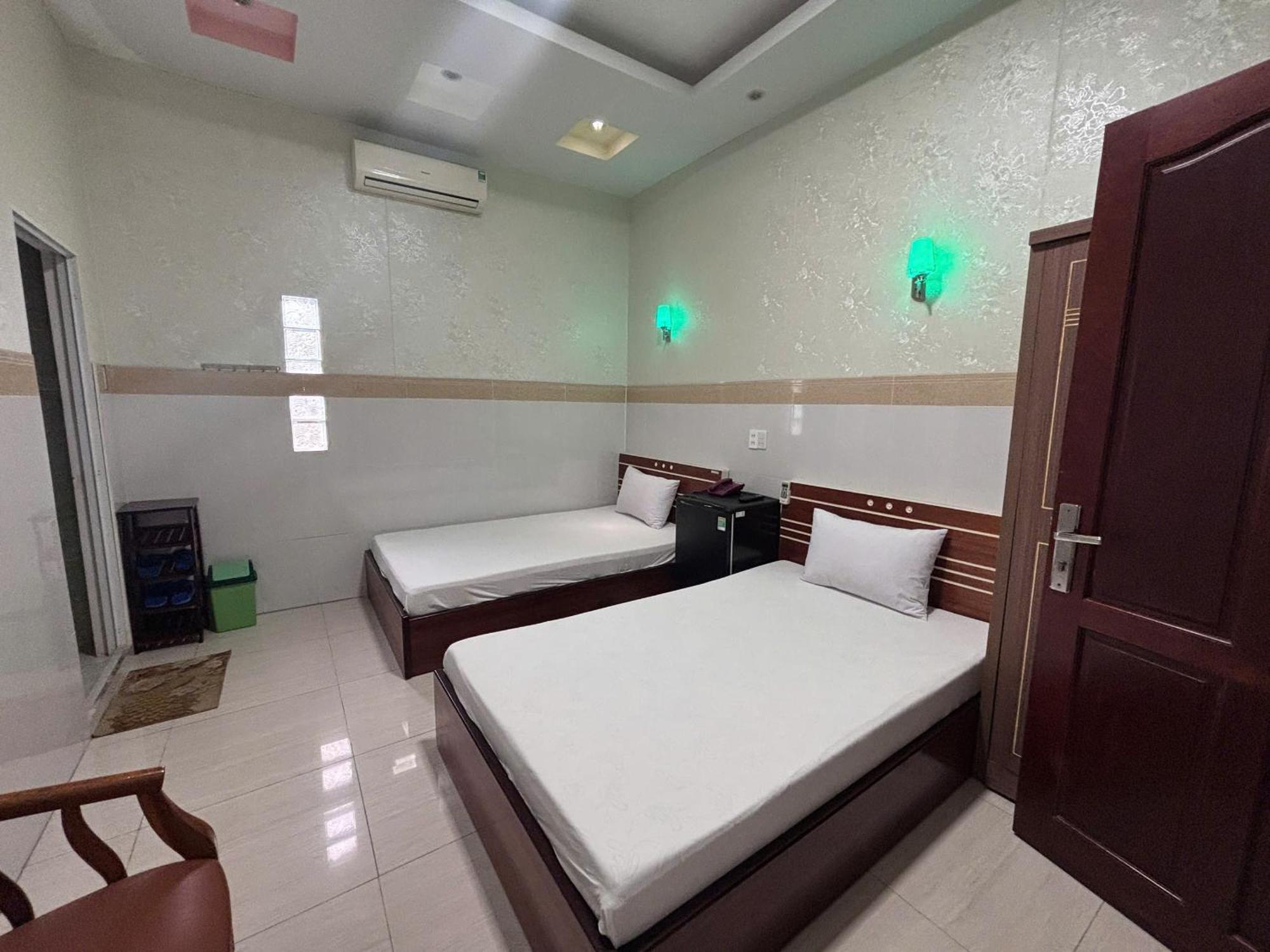 Khach San Kim Hung 2 Hotel Bac Lieu Exterior photo